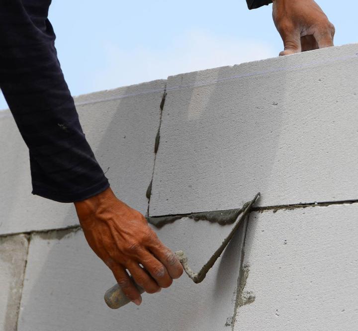 Pose de dalle en béton armé Pérignac