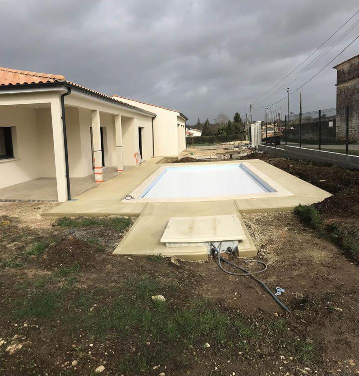Maçonnerie piscine Pérignac